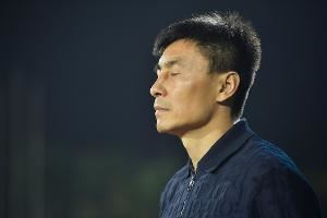 率中国足球小将夺冠!李玮锋:希望越来越多人俯下身段投身青训